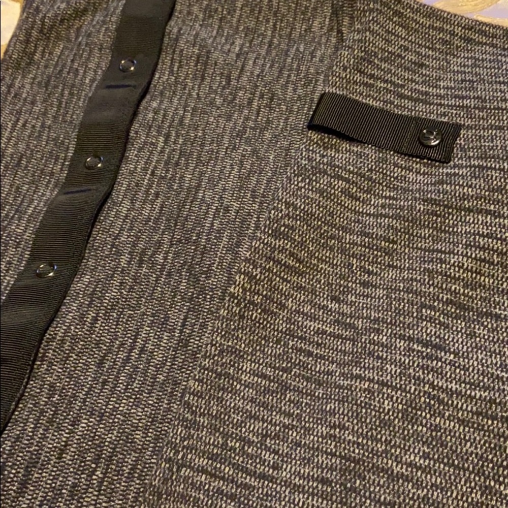 Lululemon black print vinyasa scarf